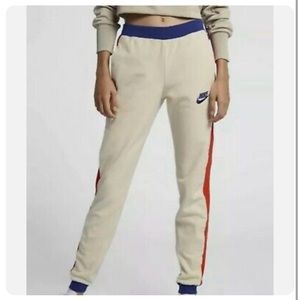 Nike Sportswear Polar Pants Cream